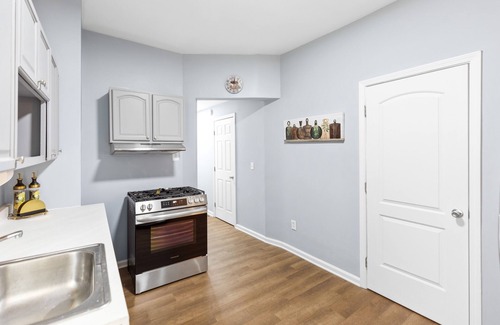 Utica Apartment | 5 Min WYNN Hospital,3 Min Nexus Center,2 Min Downtown Utica NY, near Ilion NY,1