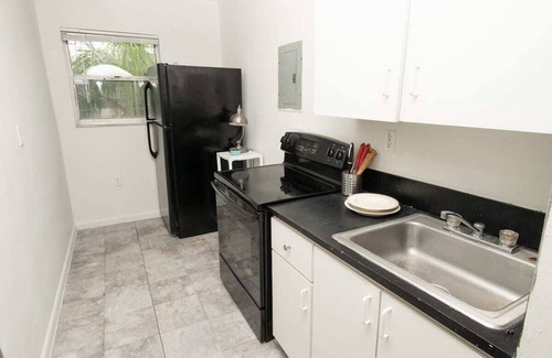 Overtown Apartment | 5 Minutes to downtown apt 203