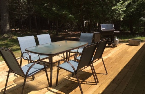 Montague Cottage | 5 Minutes to Lake Michigan - Old Channel Trail Cottage