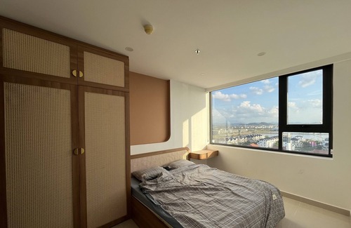Hue Apartment | 5 minutes to the city centre! An homestay with pool and gym room