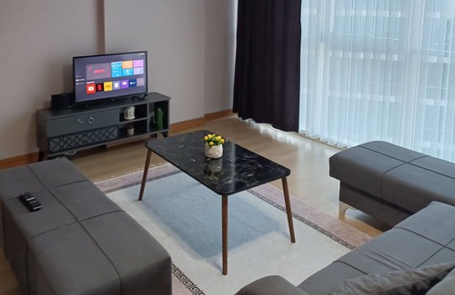 Pendik Apartment | 5 Minutes to the Sabiha Gökçen Airport! Unique experience with lots of apartment