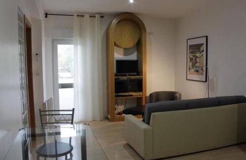 Albufeira Apartment | 5 Minutes Walk from the Beach