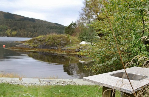 Osteroy Apartment | 5 person holiday home in LONEVÅG