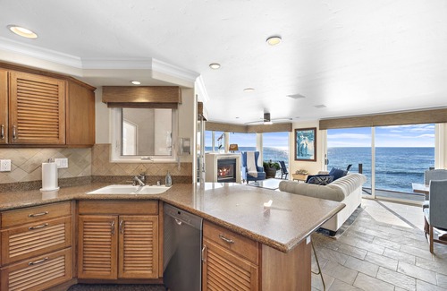 Laguna Beach Villa | 5 Seychelles, Spectacular ocean views, direct beach access, the Oceanfront Villa with loft (E)
