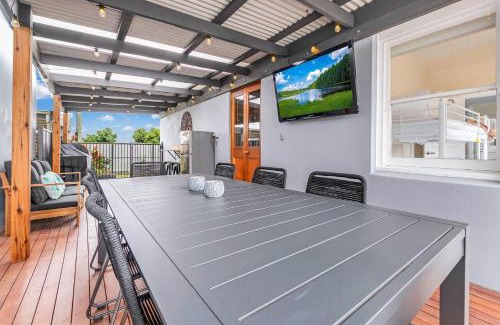 Moama House | 5 Simms - Echuca Holiday Homes