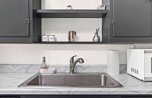 Audubon Apartment | 5 Spacious Units Close to Downtown & Expo Center