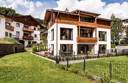 Ortisei Ski Chalet | 5 star chalet Villa Paruda