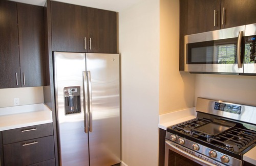 Laguna Beach Cottage | 5 StAr Downtown Location & Ocean Views; 40% Discount. Remodeled/Walk Everywhere.