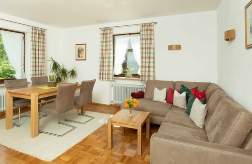 Bernau am Chiemsee Apartment | 5-star vacation apartment with balcony and view of the Chiemgau mountains
