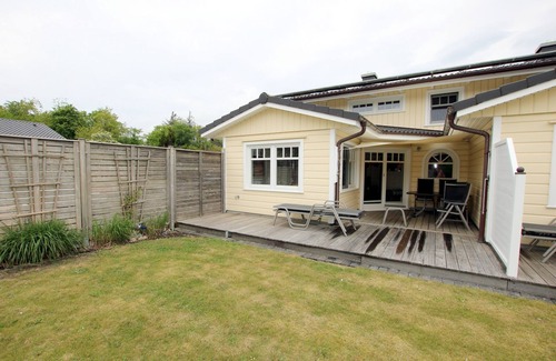 Wyk auf Foehr House | 5-star vacation home with approx. 80 sqm living space on the ground and upper floor