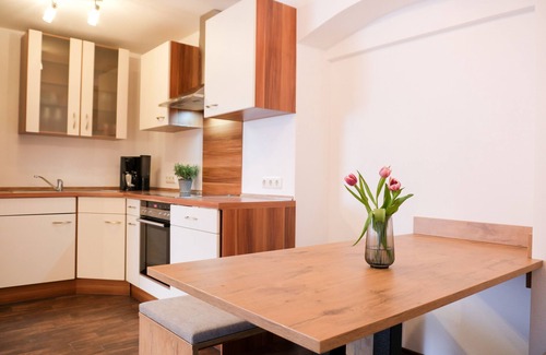 Grabenstatt Apartment | 5-sterne Ferienwohnung 75qm im Erdgeschoss mit Bergblick von der Eigenen Terrasse