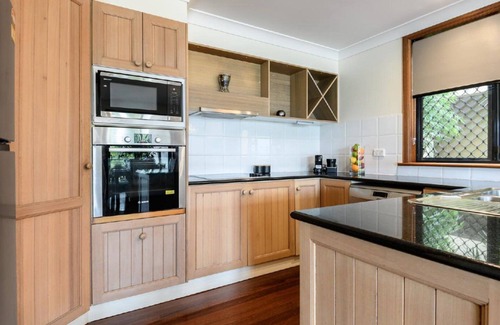 Port Douglas Apartment | 5 The Point Apartments | Port Douglas