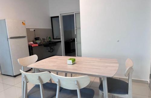 Tebrau House | 50 Crest Near Yi Jia HeLiXuan New Cathay Long Sing Mount Austin Restaurant