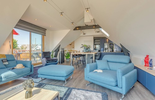 Clohars-Carnoet House | 50 meters from the beach! Lovely view for this exceptional villa.