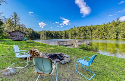 Londonderry House | 500 acre historic property w/private fishing lake, skiing + all-season fun