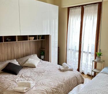 Borghetto Santo Spirito Apartment | 500mt Sea - Free Parking, Terrace, WiFi