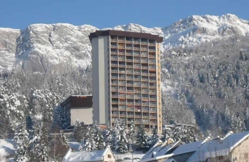 Villard-de-Lans Apartment | 50m from ski slopes, 5th floor, view mountain, balcony, tv, ski locker, 18m², Villard de Lans