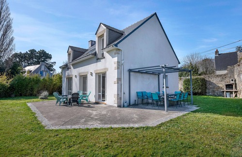 Piriac-sur-Mer Ski Chalet | 50m from the beach, house with garden for 10