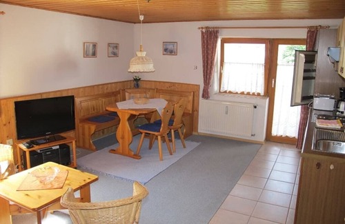Haidmuhle Apartment | 50qm große Ferienwohnung für 2 bis 4 Personen mit Wohnraum und Schlafzimmer