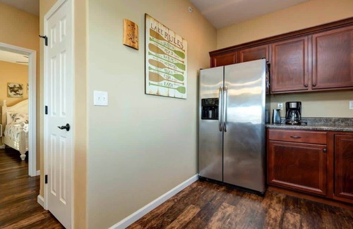 Indian Point Condo | 51-13 Lake Escape Penthouse Elevator Close to SDC with Indoor/Outdoor Pools 2 Sp