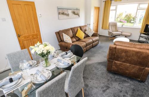 Haverfordwest House | 53 St Brides View