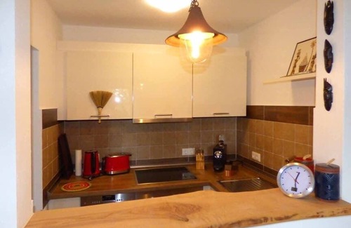 Bobrach Apartment | 53qm große Ferienwohnung für zwei Personen im afrikanischen Stil