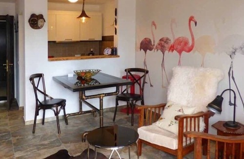 Bobrach Apartment | 53qm große Ferienwohnung für zwei Personen im afrikanischen Stil