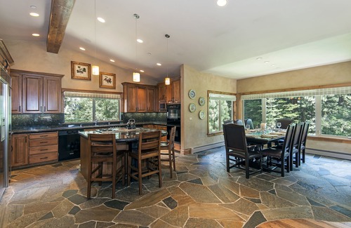 Incline Village House | 5400' Family Friendly Luxury Home w/6 BD, 6.5BR, Hot Tub, Steam Room & Yoga Room