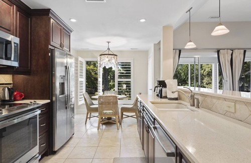 Kiawah Island Condo | 5542 Turtle Cove: 2BR, Lagoon Views, Bike to Beach, Credit for Bikes/Beach Gear