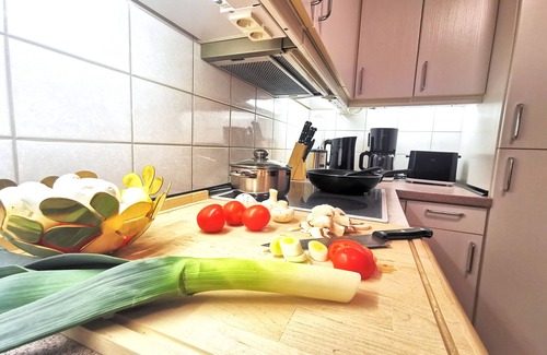 Schwarzenbek Apartment | 55m² apartment for 1-2 people, modern and stylishly furnished, with free parking
