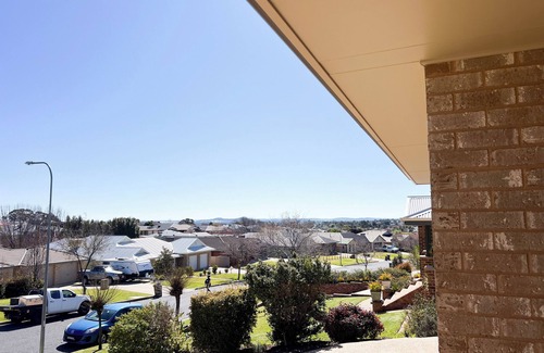 Bourkelands House | 56 Yarrawah Crescent