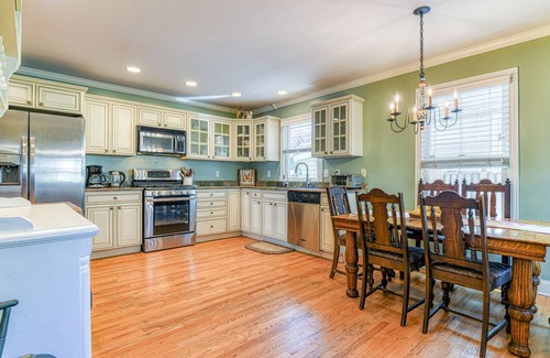 Ocean Grove House | 58 Broadway = Beautiful Victoria Beachhouse