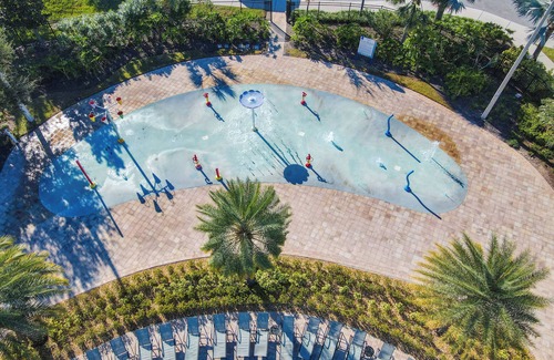 Kissimmee House | 🏝️ 5BR/5BA Home w/Private Pool & Spa, Themed Kids’ Rooms & Resort Fun | Storey Lake Near Disney
