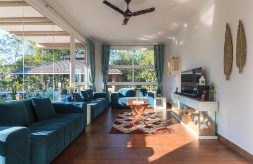 Virajpet Villa | 5BR Coffee & Mist Luxury Villa- Comp Breakfast, Pvt Pool, and Coffee Estate by StayVista