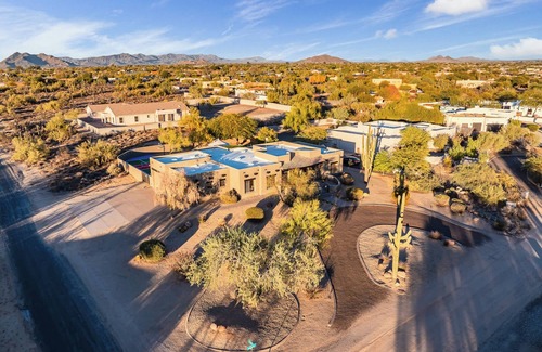 Desert View Village House | 5BR | Pool, Patio, Outdoor TV & In-Pool Hoops