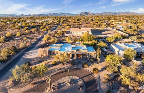 Desert View Village House | 5BR | Pool, Patio, Outdoor TV & In-Pool Hoops