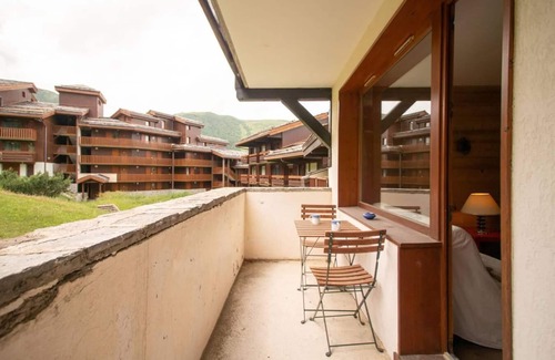 Les Avanchers-Valmorel Apartment | 5m from ski slopes, 7th floor, view mountain, balcony, tv, ski locker, 57m², Valmorel