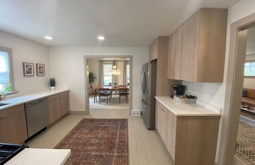 Fairport Harbor House | 5th St Getaway · Totally renovated large family getaway! King bed