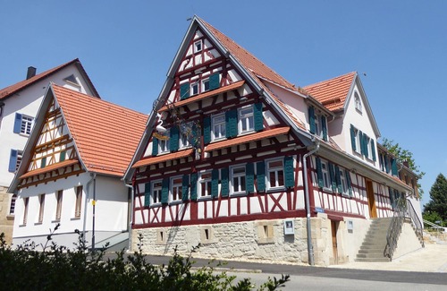 Nehren Apartment | 6 Als-Ob-Zimmer, 28qm, 1 Schlafraum, max. 2 Personen