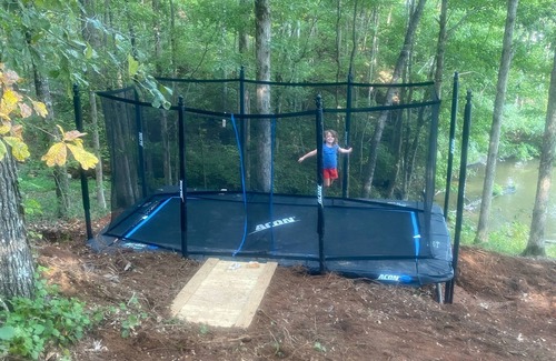 Wedowee House | 6 bed Pontoon Boat and jet ski rental, hot tub, pool table, trampoline & more