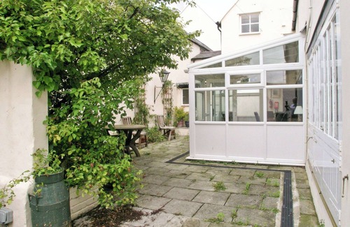 Beaumaris Cottage | 6 bedroom accommodation in Beaumaris, Anglesey