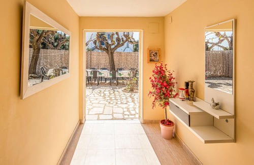 Cambrils Villa | 6 Bedroom Villa in Cambrils