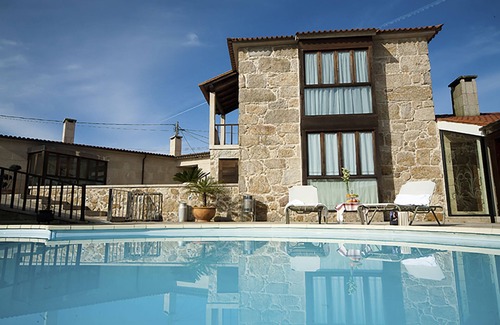 Cambados Villa | 6 bedroom villa with pool in the Rías Bajas