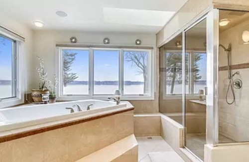 Arnold House | 6 bedroom waterfront home minutes from Downtown Annapolis! Pontoon and jet ski