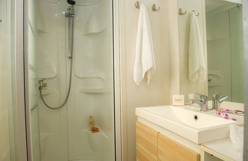 Quinson House | 6 berth 3 bedroom mobile home in a 3* campsite in the Gorges du Verdon