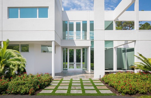Pine Ridge House | 6 BR, 5 1/2 BA 2 Acre Lake Estate Heart Of Pine Ridge Naples