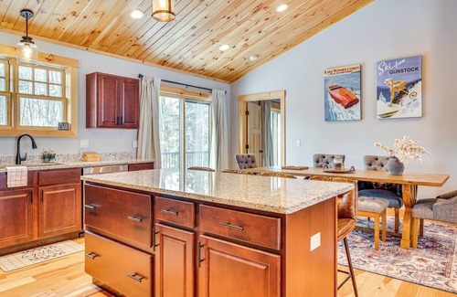 Gilford House | 6 Mi to Lake Winnipesaukee: New Hampshire Home