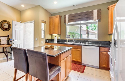 Indio Condo | 6 Mi to Old Town La Quinta: Golf Retreat w/Patio