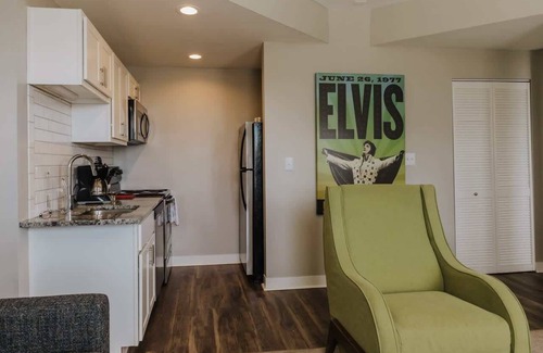 Lockerbie Square Apartment | 6 New Combined Apartments Near Lucas Oil Stadiom