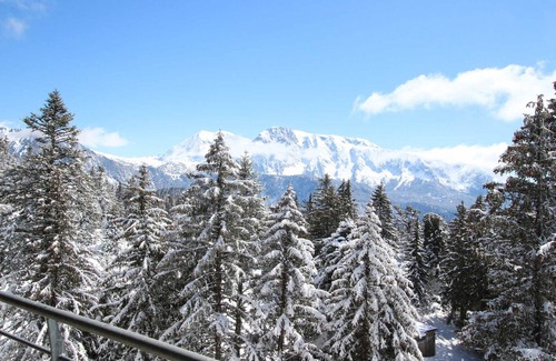 Chamrousse Apartment | 6-person apartment, ski-in/ski-out, balcony, 3*, No pets allowed